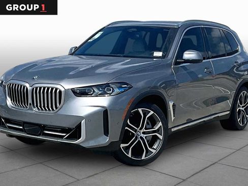 Used 2026 BMW X5 xDrive50e w/ Premium Package AWD/4WD image 1