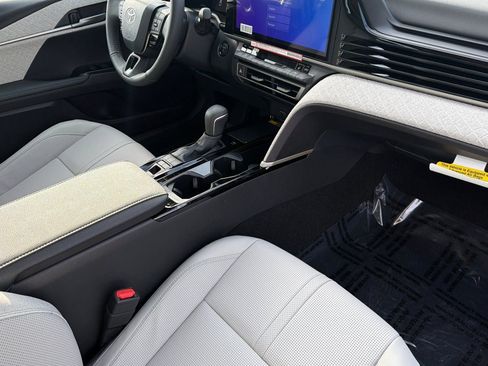 New 2026 Toyota Camry XLE image 18