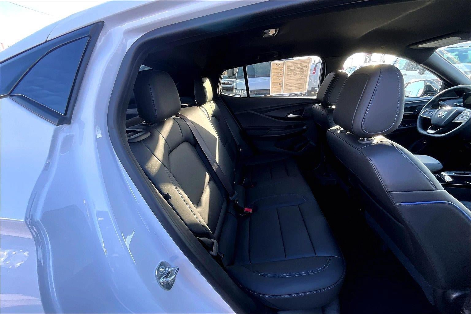 Used 2026 Buick Envista Sport Touring w/ Convenience I Package FWD image 24