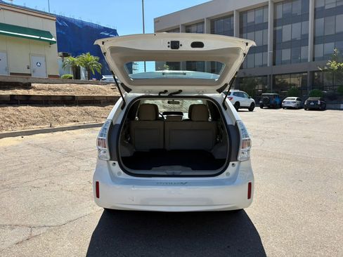Used 2012 Toyota Prius V Three image 19