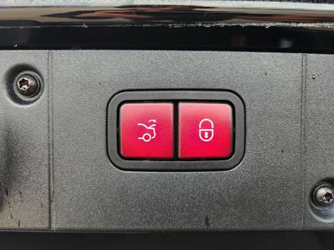 Used 2007 Mercedes-Benz S 550 image 17