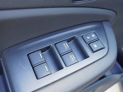 Used 2025 Honda Ridgeline Black Edition image 24