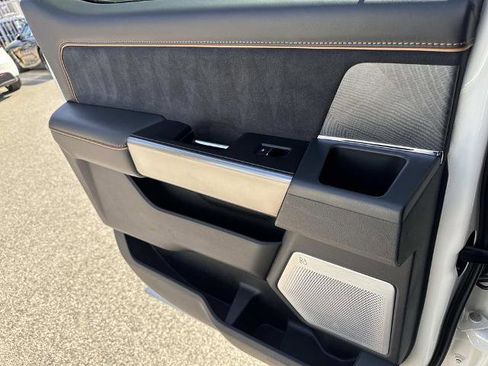 Certified 2024 Ford F450 Platinum w/ FX4 Off-Road Package image 17