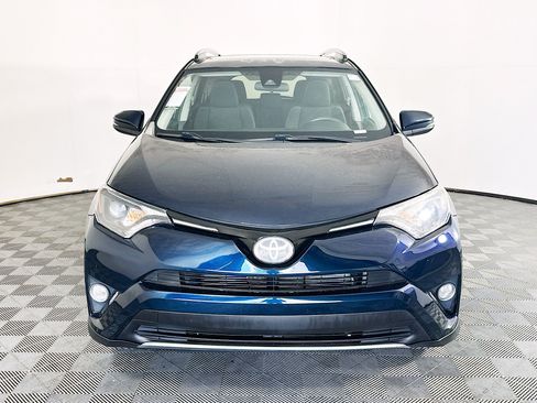Used 2017 Toyota RAV4 XLE FWD image 8