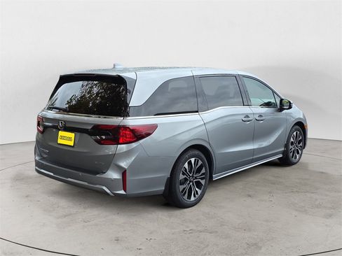New 2026 Honda Odyssey Elite image 5
