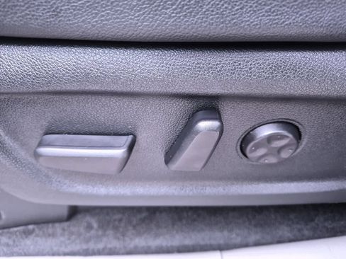 Used 2021 Kia Sedona EX w/ EX Premium Package FWD image 17