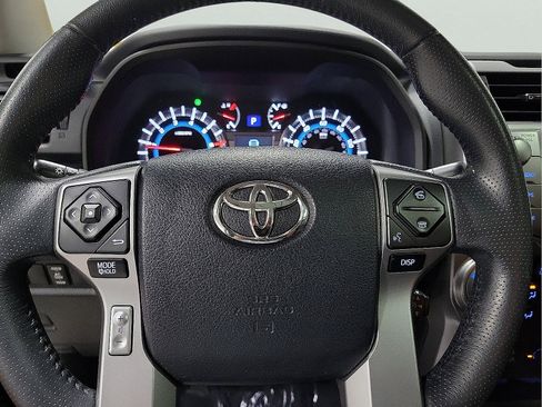 Certified 2018 Toyota 4Runner Limited image 18