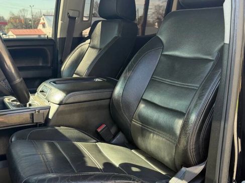 Used 2015 GMC Sierra 2500 Denali w/ Duramax Plus Package image 14