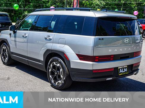Used 2026 Hyundai Santa Fe SEL FWD image 5