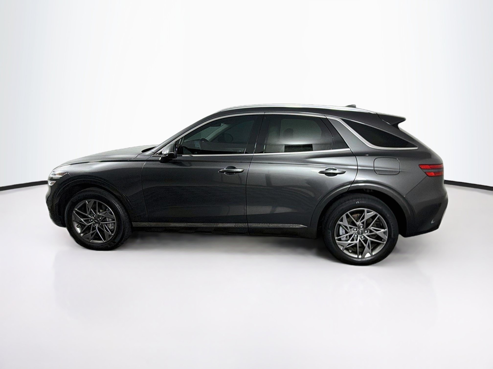 Used 2024 Genesis GV70 2.5T AWD/4WD image 4
