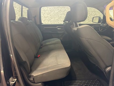 Used 2020 RAM 1500 Big Horn AWD/4WD image 12