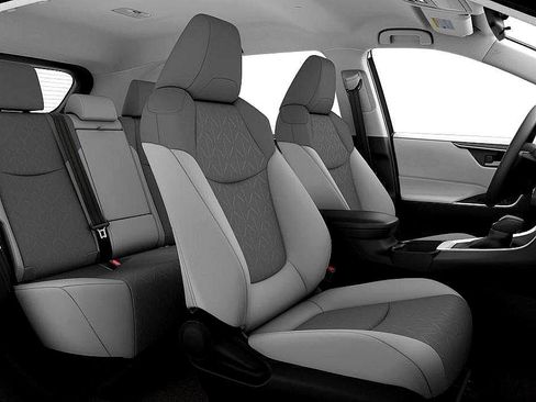 New 2025 Toyota RAV4 XLE image 38