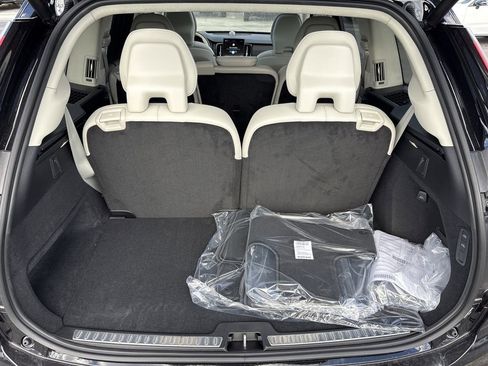 New 2026 Volvo XC90 B6 Ultra w/ Lounge Package AWD/4WD image 42