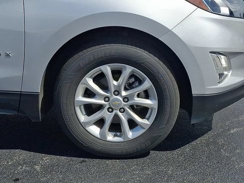 Used 2018 Chevrolet Equinox LT FWD image 8