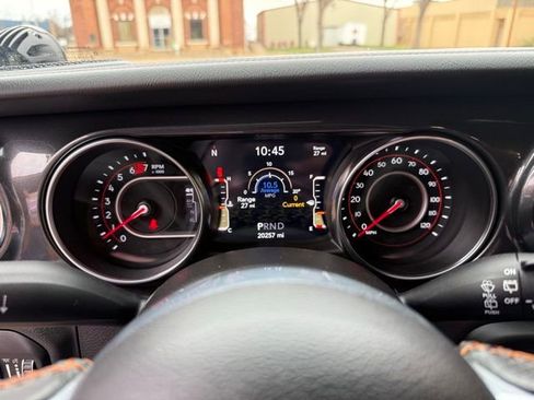 Used 2021 Jeep Wrangler Unlimited Rubicon AWD/4WD image 38