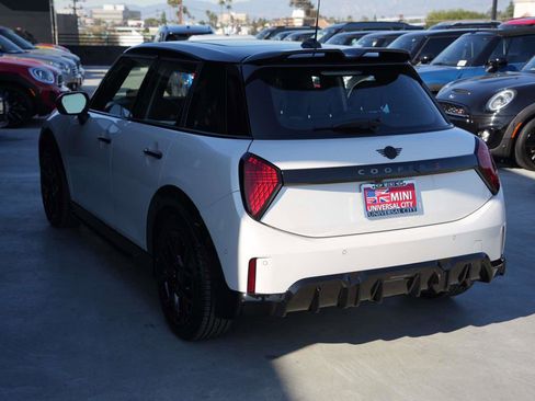 New 2026 MINI Cooper S image 3
