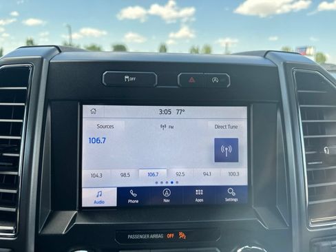 Used 2019 Ford F150 XLT w/ Equipment Group 302A Luxury AWD/4WD image 3