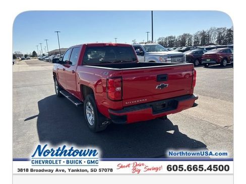Used 2018 Chevrolet Silverado 1500 LT w/ All Star Edition image 34