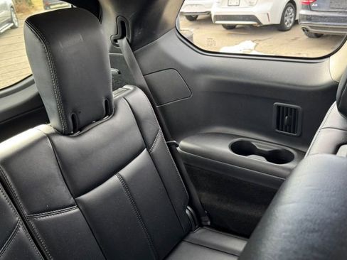 Used 2019 Nissan Pathfinder SL image 12