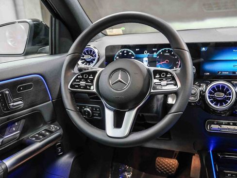 Certified 2023 Mercedes-Benz GLA 250 image 19