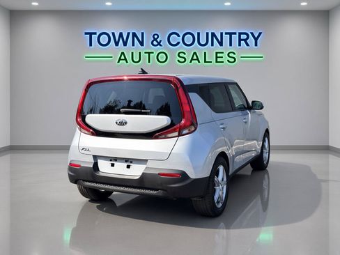Used 2020 Kia Soul LX FWD image 6