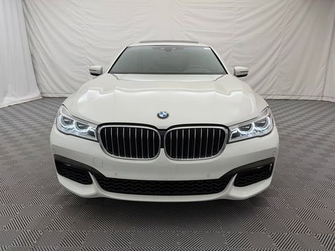 Used 2019 BMW 750i xDrive w/ M Sport Package image 2