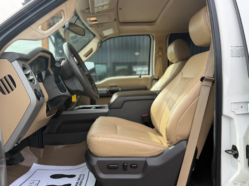 Used 2015 Ford F350 Lariat w/ Lariat Ultimate Package AWD/4WD image 9