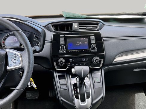Used 2017 Honda CR-V LX image 6