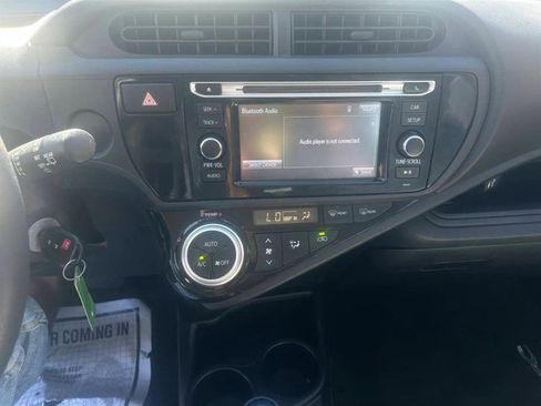 Used 2015 Toyota Prius C Two image 11