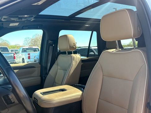 Certified 2022 Chevrolet Tahoe Premier AWD/4WD image 21