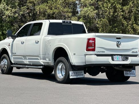 Used 2024 RAM 3500 Limited AWD/4WD image 6