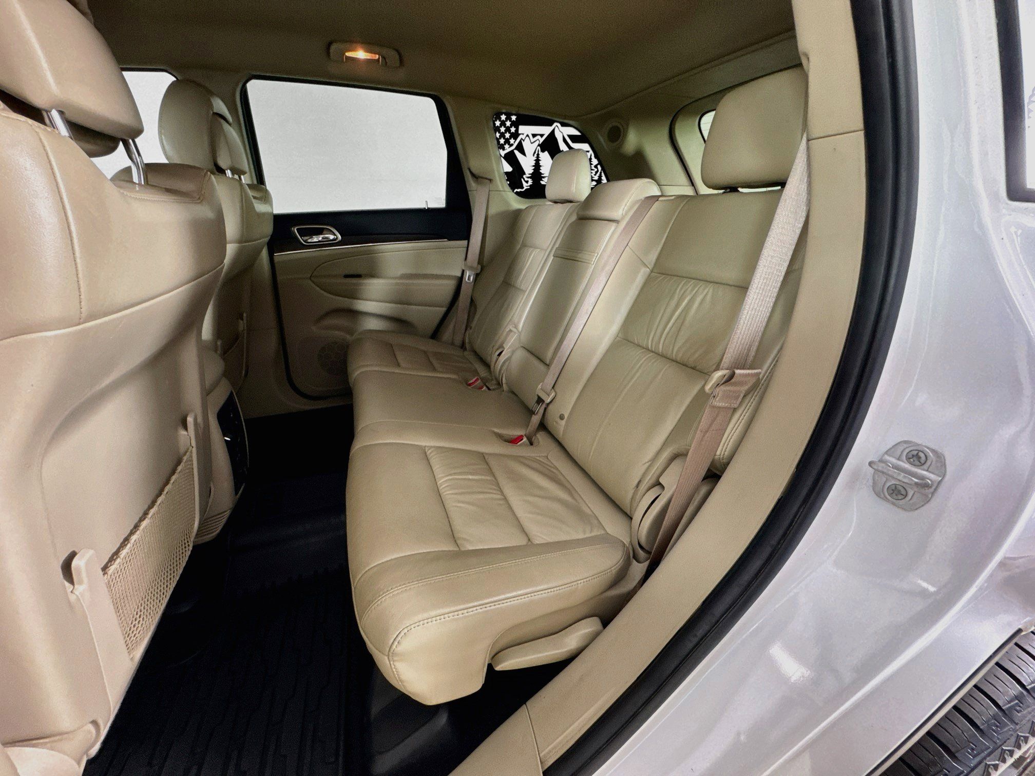 Used 2014 Jeep Grand Cherokee Limited w/ Mopar Chrome Edition Group AWD/4WD image 23