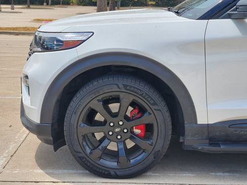 Used 2020 Ford Explorer ST w/ ST Street Pack AWD/4WD image 8