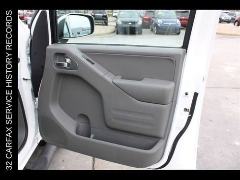 Used 2019 Nissan Frontier SL AWD/4WD image 19