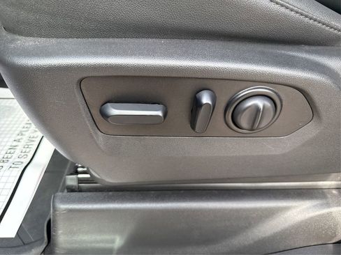 Used 2021 Chevrolet Silverado 2500 LTZ w/ LTZ Plus Package image 43