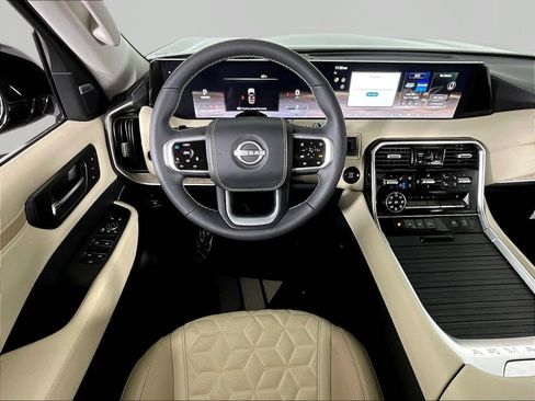 Used 2025 Nissan Armada Platinum Reserve w/ Convenience Package AWD/4WD image 8