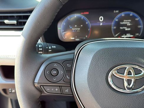 Used 2025 Toyota RAV4 Limited w/ Advanced Technology Package FWD image 18