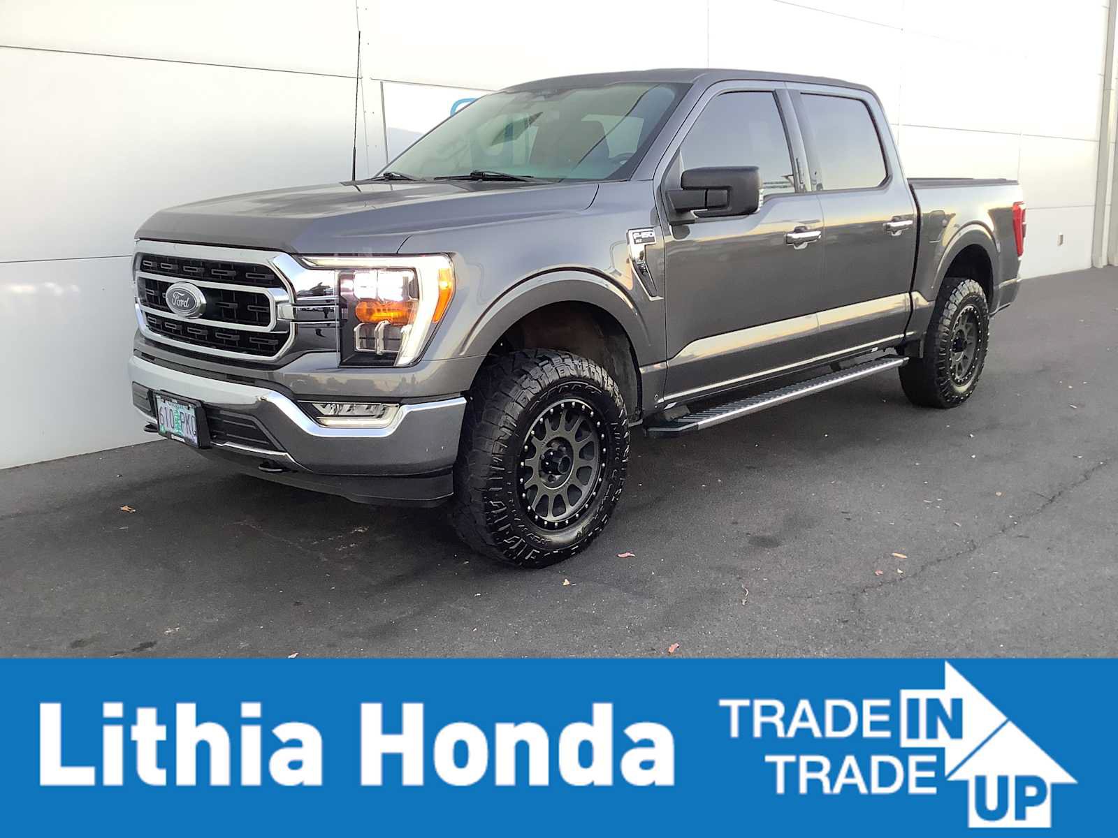 Used 2022 Ford F150 XLT w/ Equipment Group 302A High AWD/4WD image 1