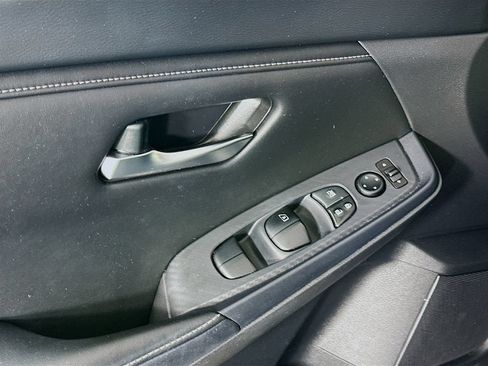 Certified 2023 Nissan Sentra SV w/ All-Weather Package FWD image 24