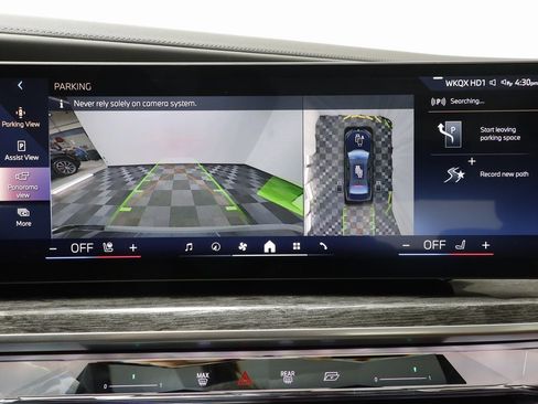 Certified 2025 BMW 760i xDrive w/ Executive Package image 12