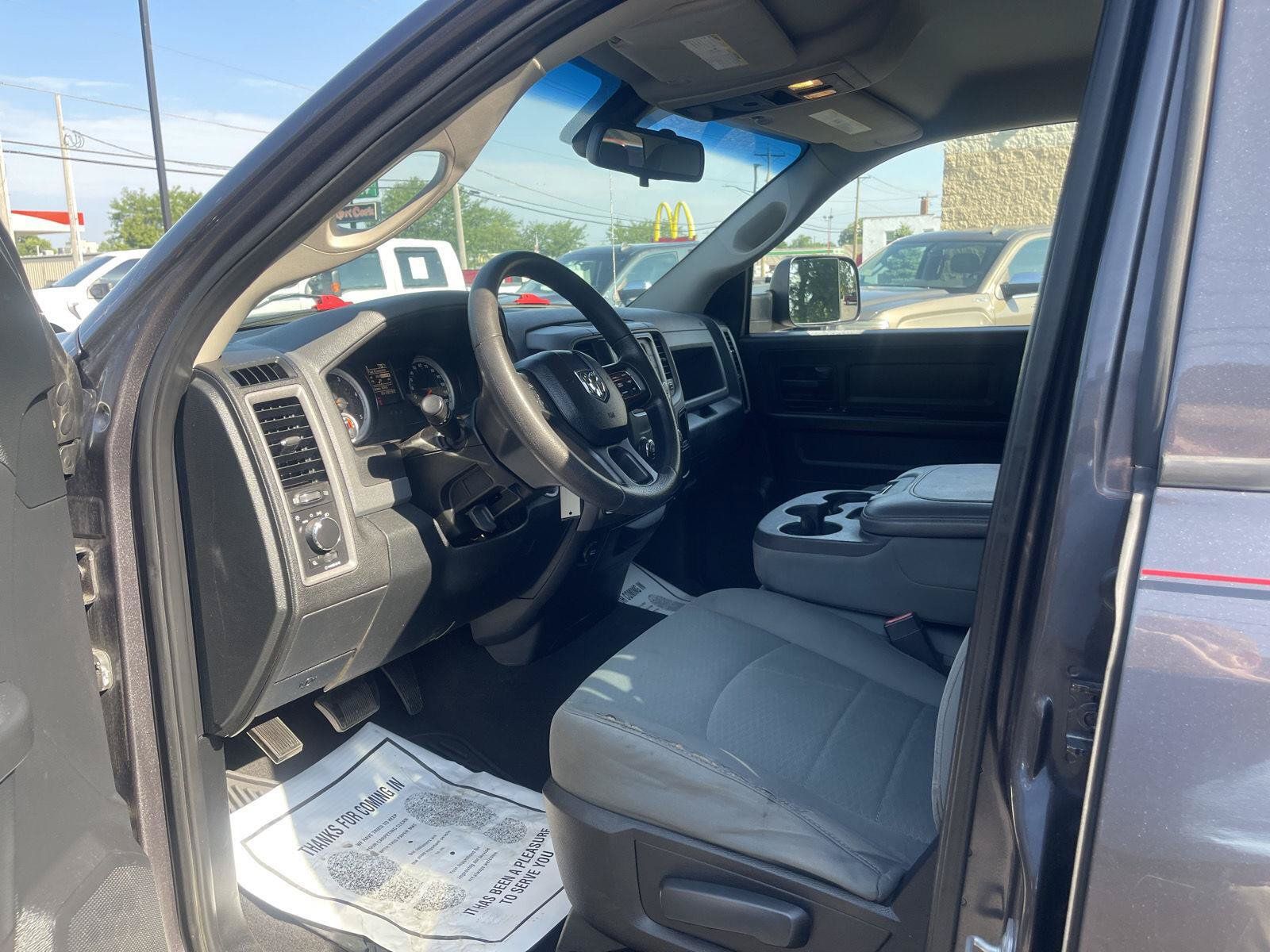 Used 2015 RAM 1500 Tradesman AWD/4WD image 7