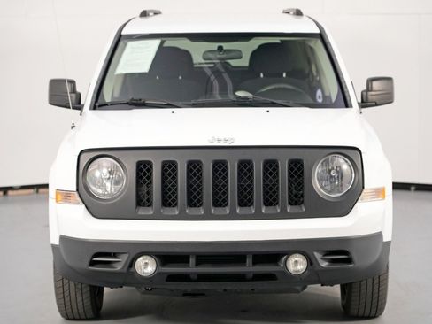 Used 2015 Jeep Patriot Sport w/ Power Value Group FWD image 35