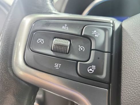Used 2023 Chevrolet Suburban Premier AWD/4WD image 27