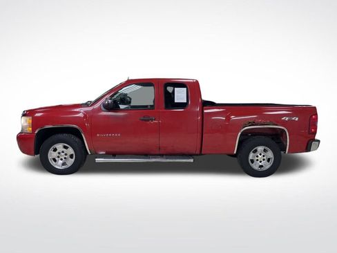 Used 2010 Chevrolet Silverado 1500 LT image 2