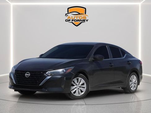 Used 2025 Nissan Sentra S image 1