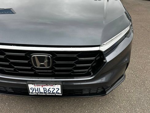 Used 2023 Honda CR-V EX-L image 5