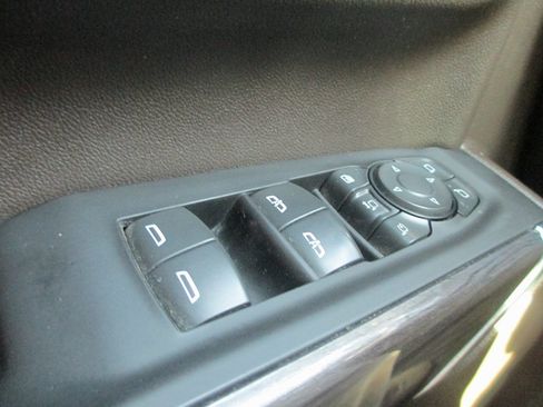 Used 2022 Chevrolet Silverado 2500 LTZ image 24