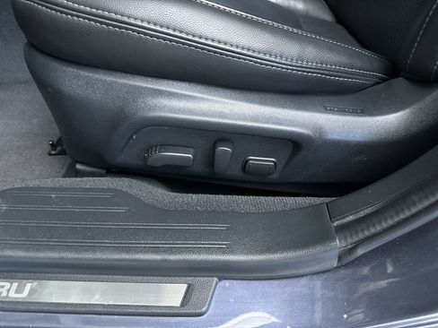 Used 2016 Subaru Outback 2.5i Limited AWD/4WD image 15