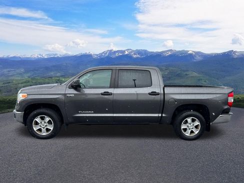 Used 2015 Toyota Tundra SR5 w/ SR5 Upgrade Package image 2