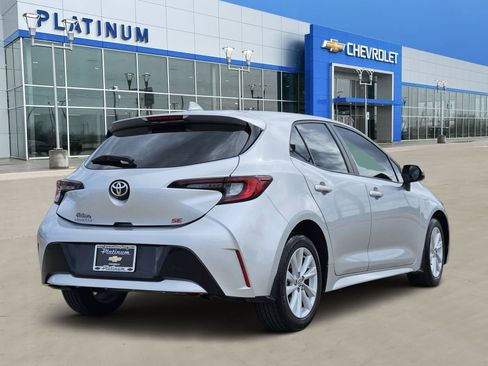 Used 2024 Toyota Corolla SE FWD image 5